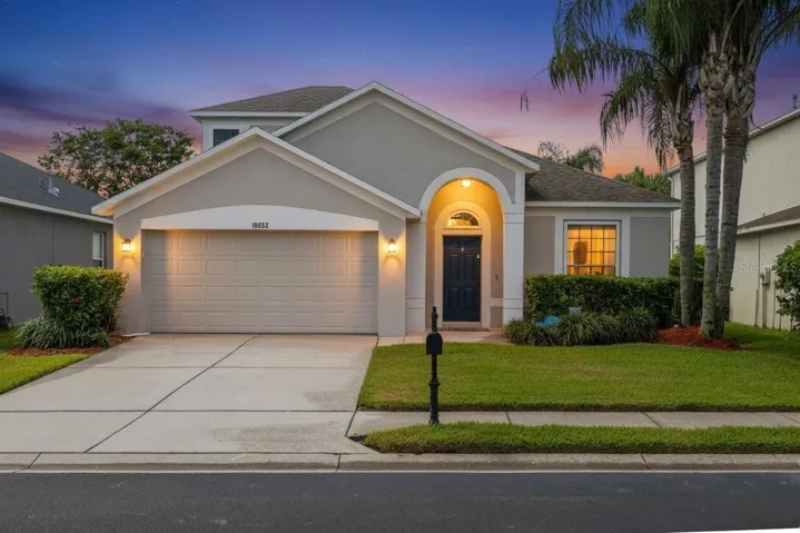 4/3 Pool Home in Gated Trinity community!
