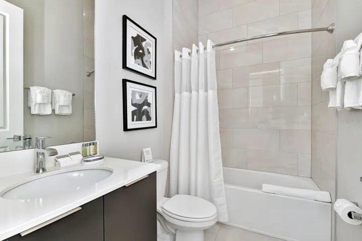 Bathroom 4
