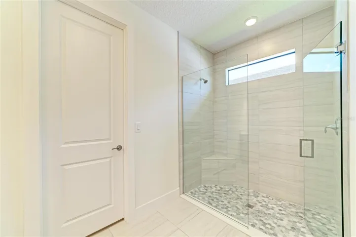 Ugraded shower in Primary