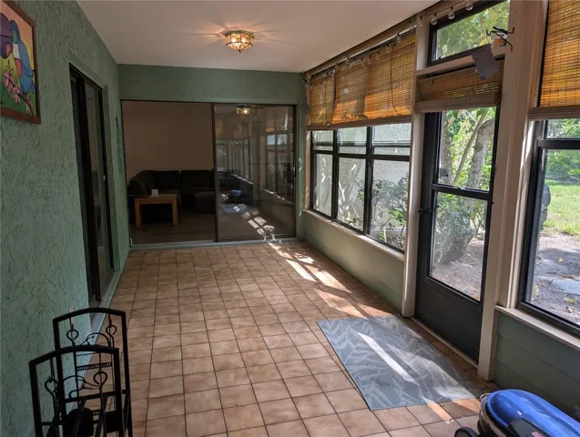 Huge Lanai overlooking private backyard