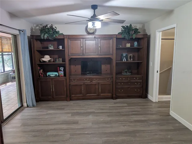 Third bedroom/den
