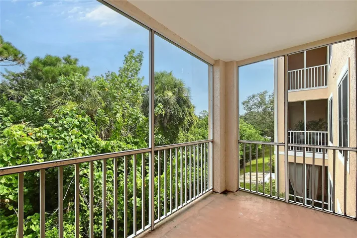 Porch to enjoy coffee as a start to your day,or a glass of wine as you unwind
