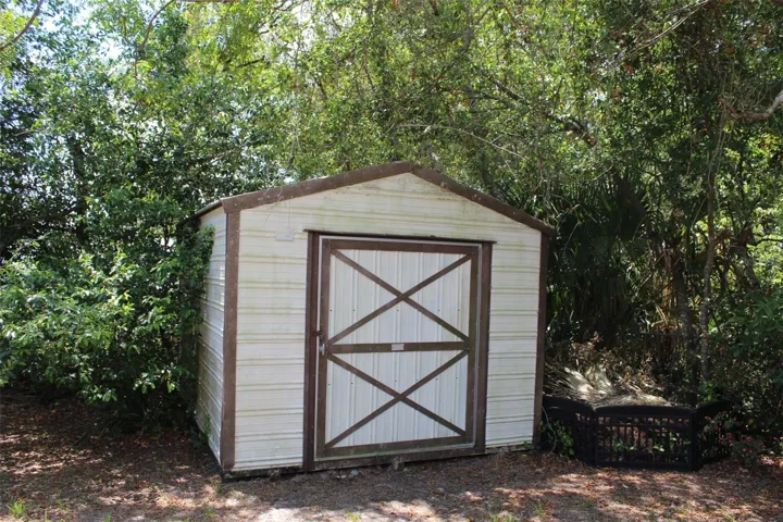 Large yard shed!