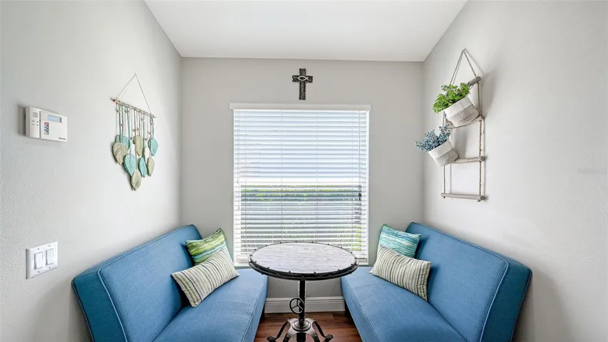 Breakfast nook