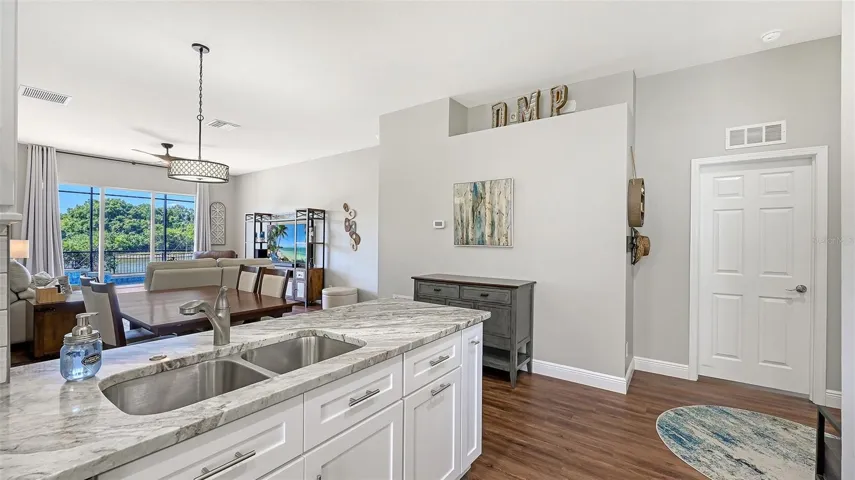 Kitchen/Dining/Living room