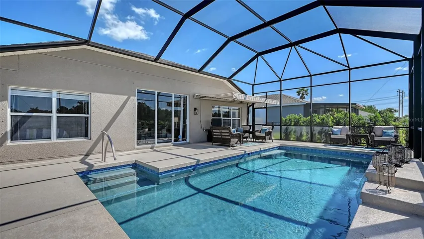 Heated pool