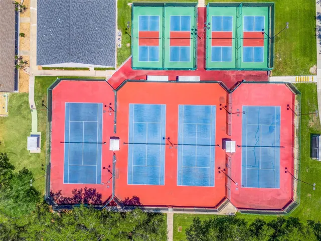 Pickleball Courts