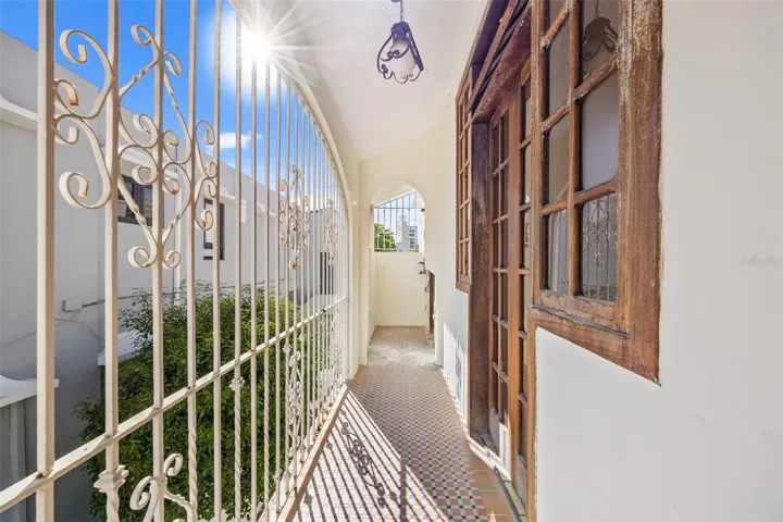 652 Hernandez second floor mini balcony, exit from the kitchen
