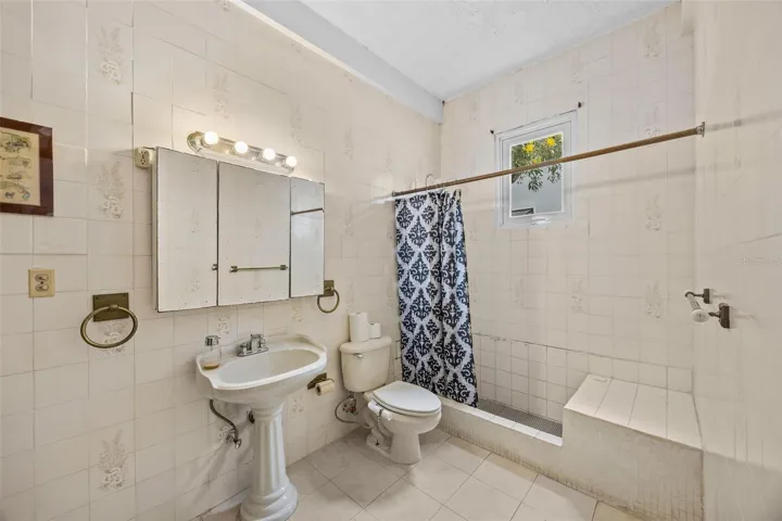 652 Hernandez 1st floor guest bathroom