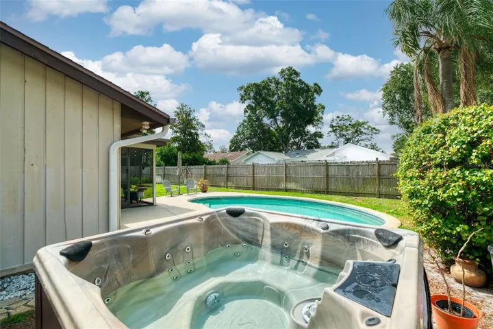 Hot tub