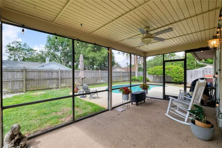 Covered and screened rear patio