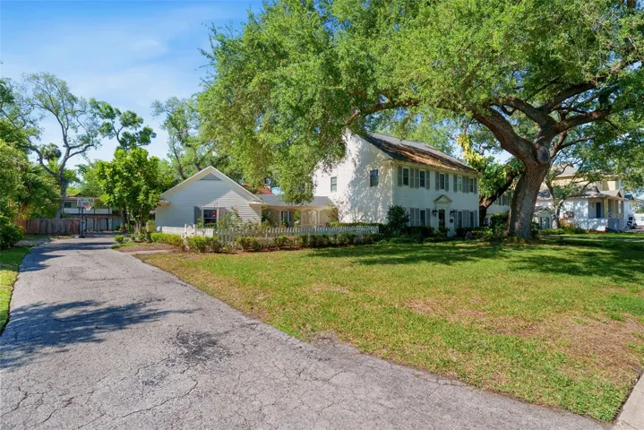 Driveway goes from Brookwood to Neptune in back of property