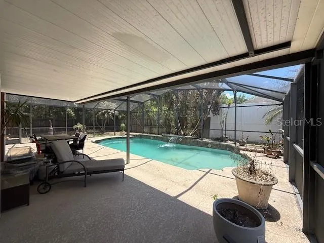 Covered Pation & Screened Pool