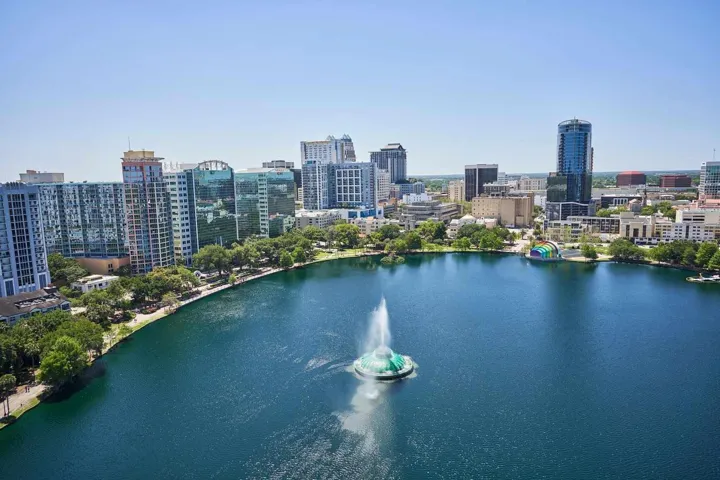 15min to Downtown Orlando