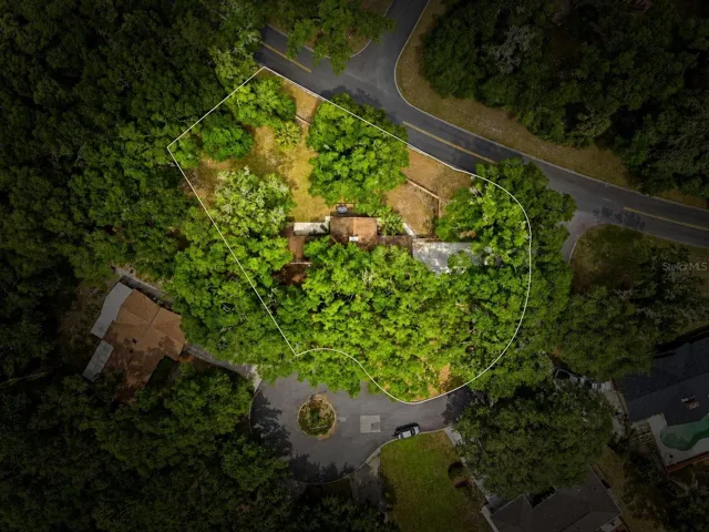 PROPERTY OUTLINE