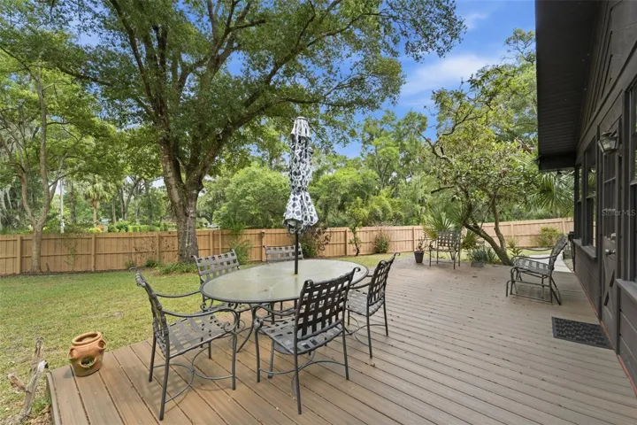 BACK DECK