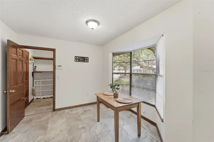 DINING NOOK