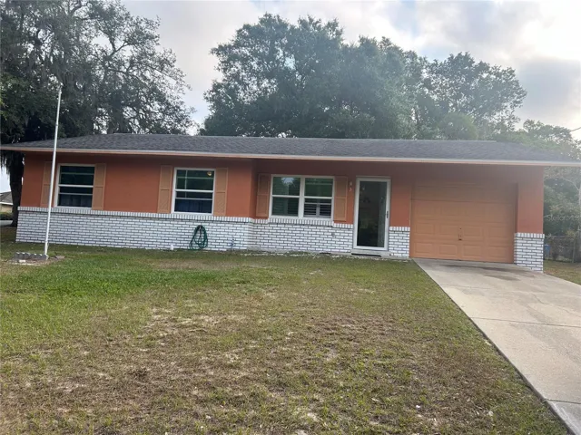 FRONT OF HOUSE