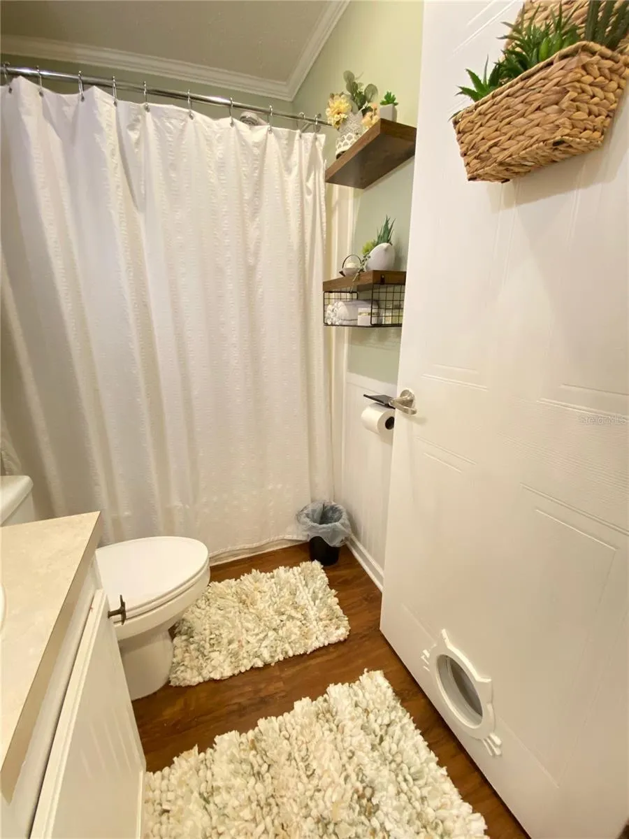 2nd Bathroom