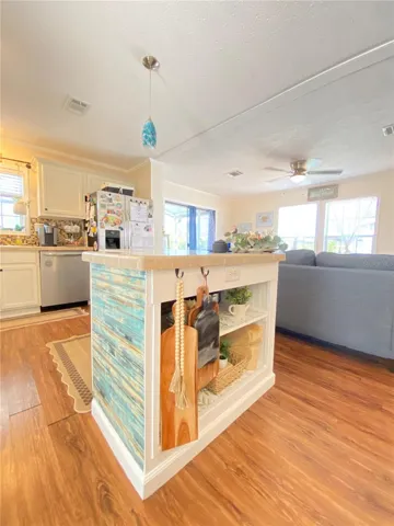 Kitchen Island