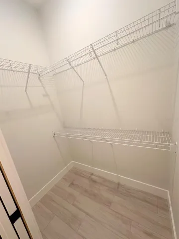 Bedroom 4 walk-in closet.