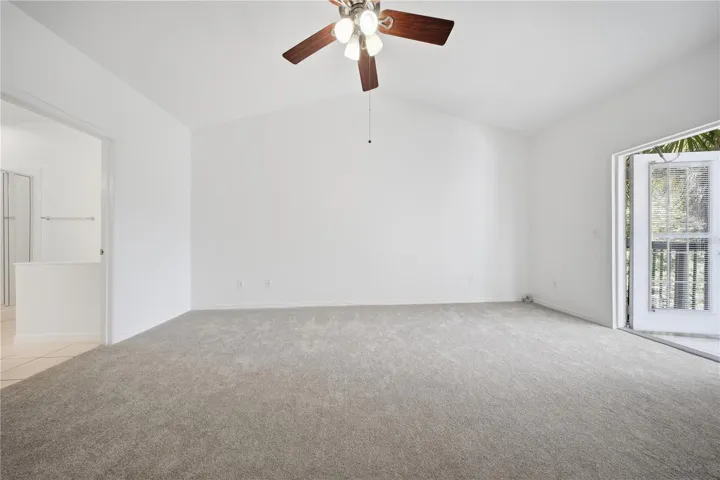 Bright & spacious