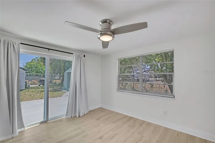 FLEX ROOM