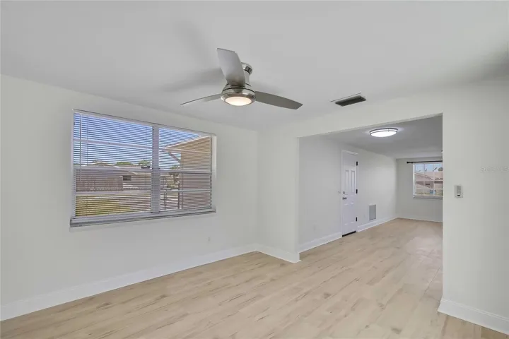 FLEX ROOM