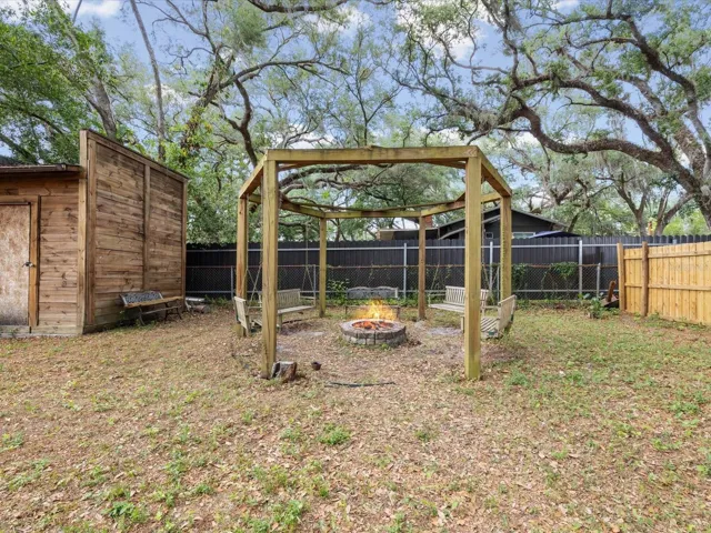 10,000sq ft. Double Lot-Fire pit area with swings
