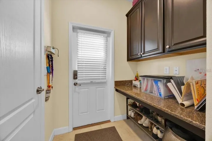 Access to outside/garage