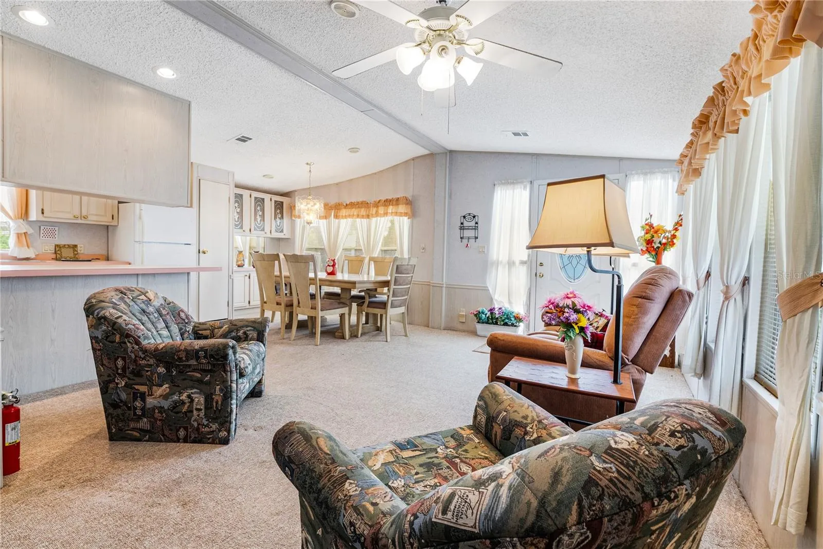 Spacious living area for entertaining your guest