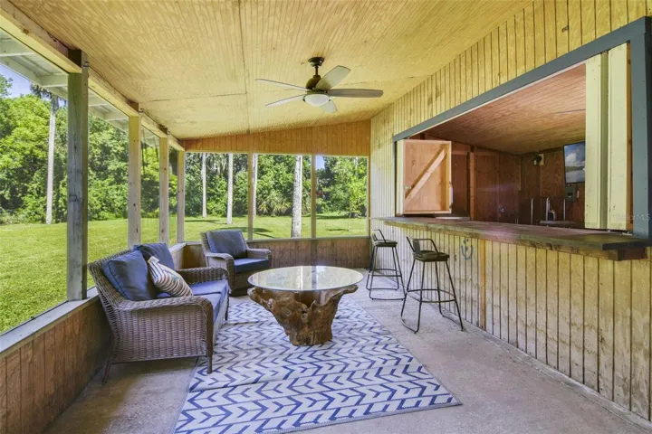 Screened sitting area.