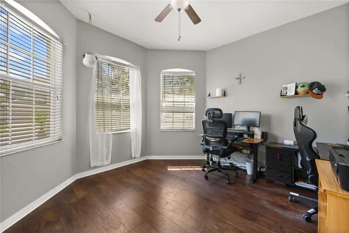 Office/ bedroom 4