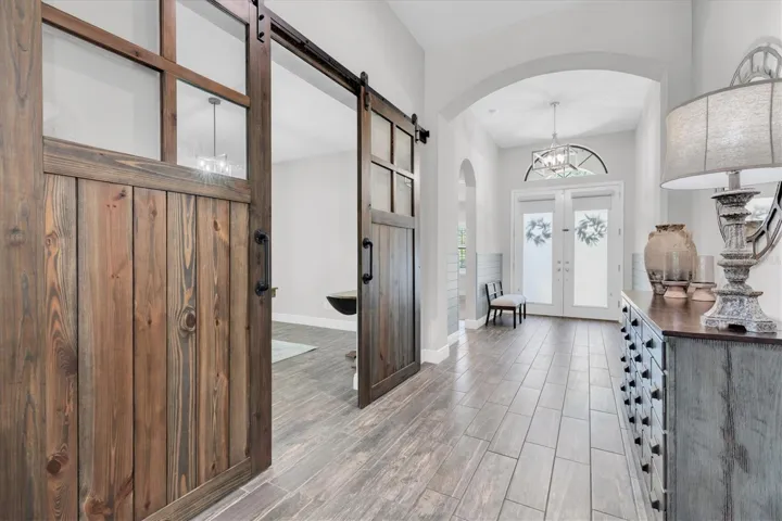 FOYER