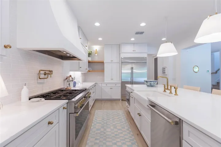 Kitchen & Appliances