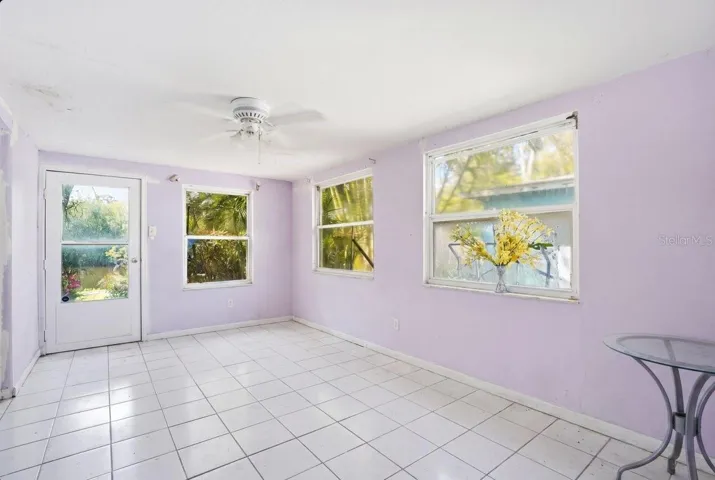 Office/bonus room