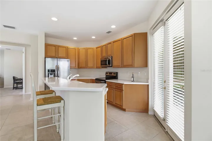 Breakfast bar