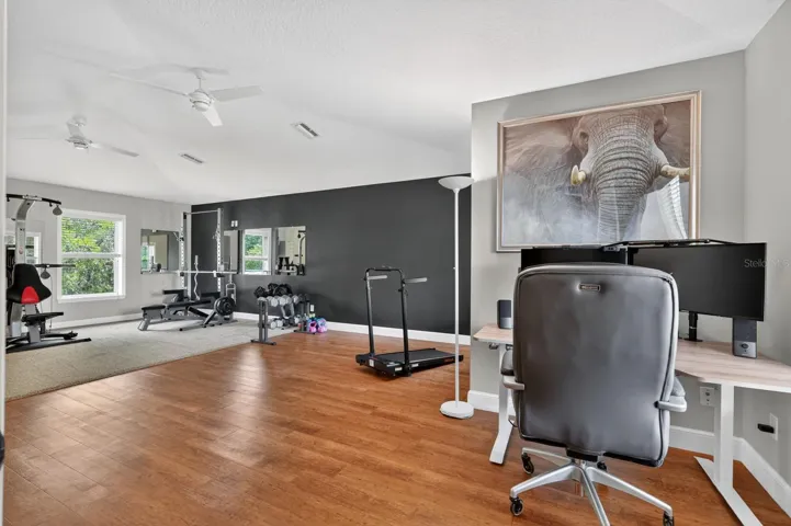 Bonus room/office, second floor
