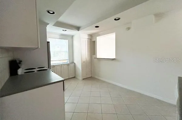 Nice kitchen!