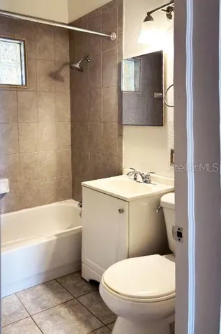 Hall bath with shower and tub