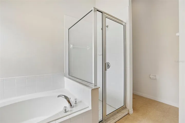 Primary garden tub and shower