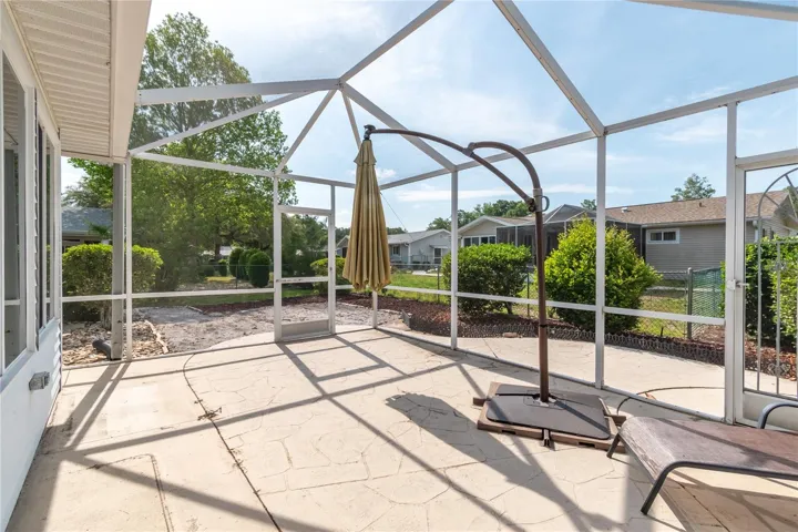 Large screen enclosed rear patio