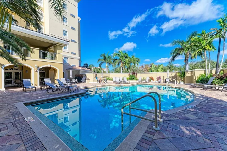 Heated Pool/Spa/BBQ