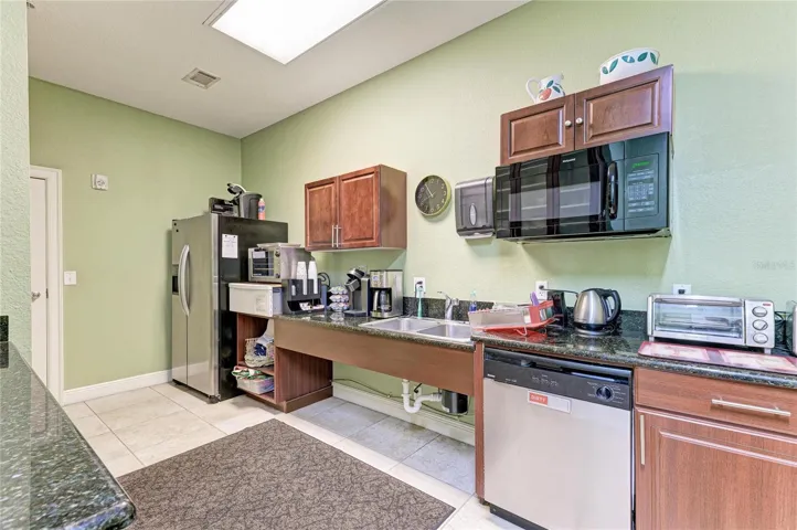 Gathering Space With Bar & Kitchen