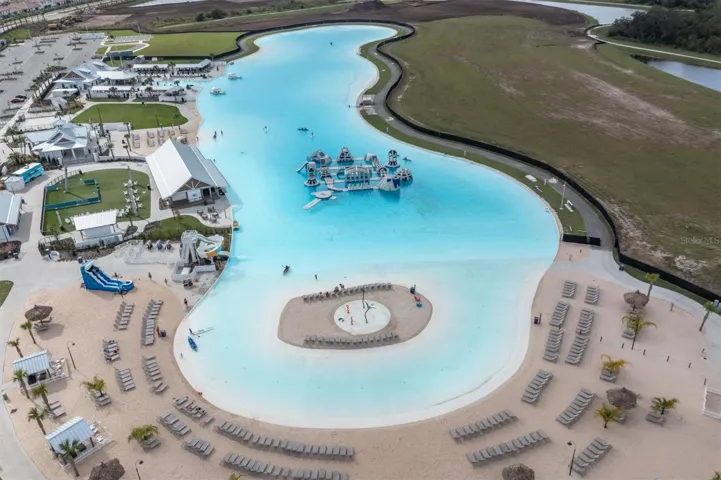 CRYSTAL LAGOON