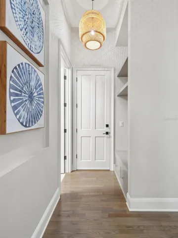 Hallway from Living & Dining to Kitchen