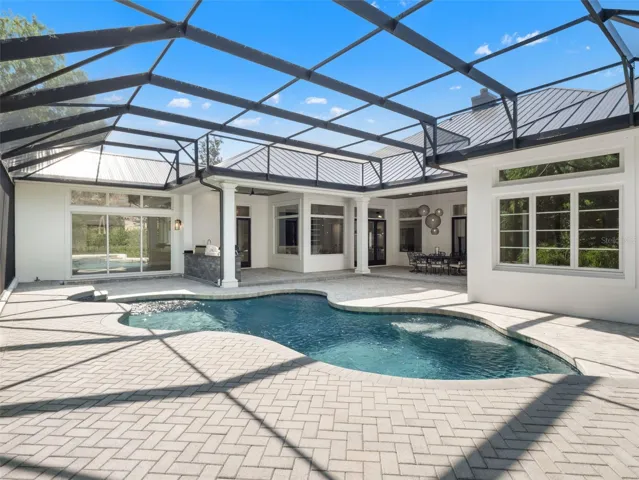 Screened-in Pool