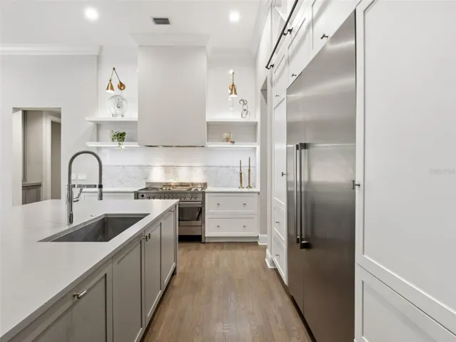 Gourmet Kitchen