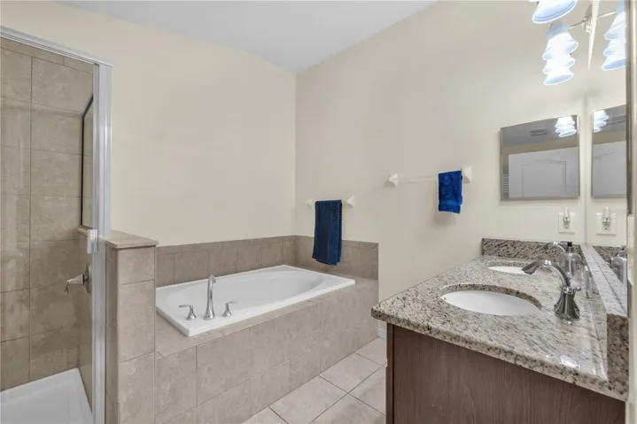 Primary Bathroom en-suite