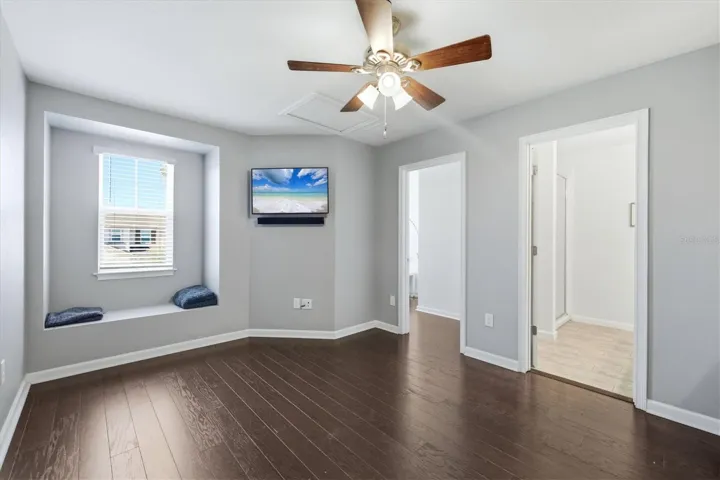 upstairs loft/bonus room area
